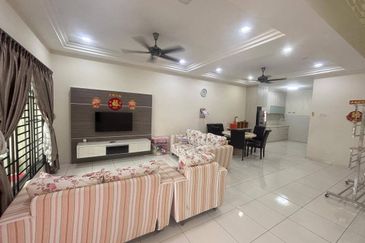 2 Storey @ Taman Nusa Sentral/ Iskandar Puteri/ Renovate