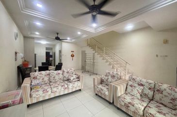 2 Storey @ Taman Nusa Sentral/ Iskandar Puteri/ Renovate