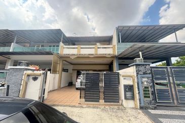 2 Storey @ Taman Nusa Sentral/ Iskandar Puteri/ Renovate