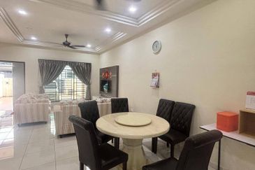 2 Storey @ Taman Nusa Sentral/ Iskandar Puteri/ Renovate