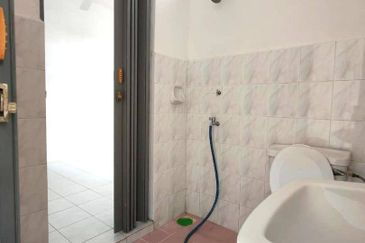 Summer Park Townhouse (Pangsapuri Alam Jaya), Bandar Baru Seri Alam