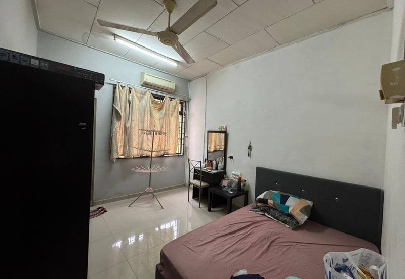 2 Storey @ Taman Sri Skudai/ Skudai/ Jalan Emas/ Tun Aminah