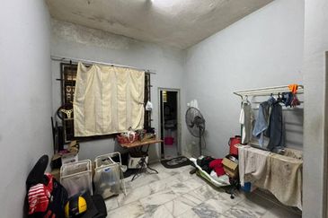 2 Storey @ Taman Sri Skudai/ Skudai/ Jalan Emas/ Tun Aminah