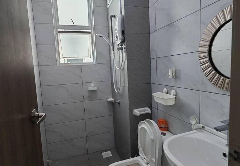 SKS Habitat Apartment, Larkin