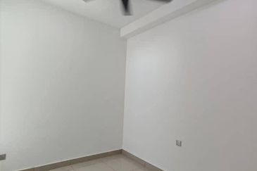 SKS Habitat Apartment, Larkin