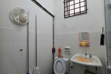 1 Storey @ Taman Megah Ria/ Jalan Jelatang/ Masai/ Unblock