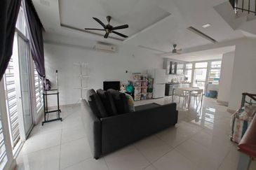 2.5 Storey @ Imperial Jade/ Masai/ Bandar Seri Alam/ Renovate