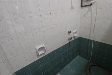  2 Storey @ Taman Rinting/ Masai/ Jalan Balau