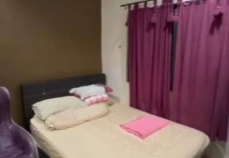  1 Storey @ Taman Kobena/ Jalan Rantai/ Tampoi/ Renovate