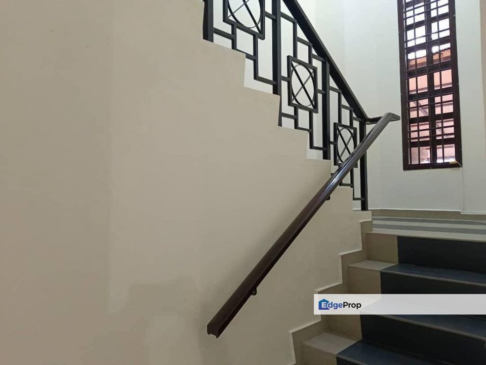 1.5 Storey @ Bandar Seri Alam/ Jalan Gunung/ Masai/ Unblock , Johor, Masai