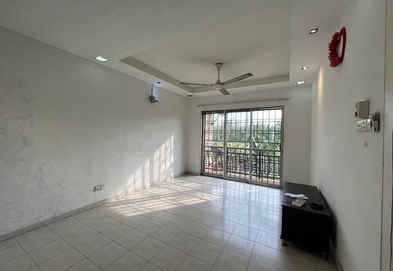 Taman Tampoi Indah II, Villa Ros