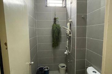 Semi-D @ Bandar Cemerlang/ Ulu Tiram/ Cheapest Unit