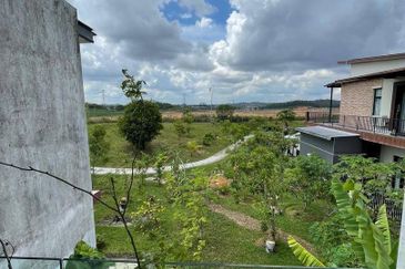 Semi-D @ Bandar Cemerlang/ Ulu Tiram/ Cheapest Unit