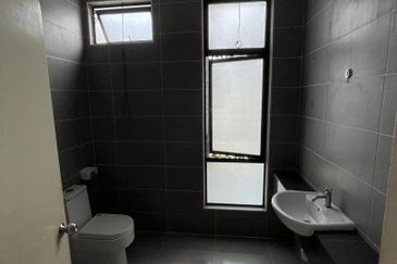 Semi-D @ Bandar Cemerlang/ Ulu Tiram/ Cheapest Unit