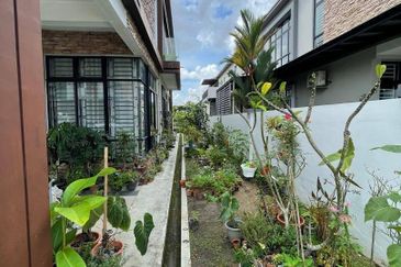 Semi-D @ Bandar Cemerlang/ Ulu Tiram/ Cheapest Unit