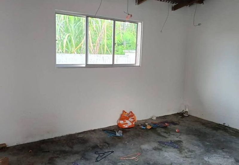 1 Storey @ Taman Kota Masai/ Jalan Mangga/ Pasir Gudang/ Corner Lot 