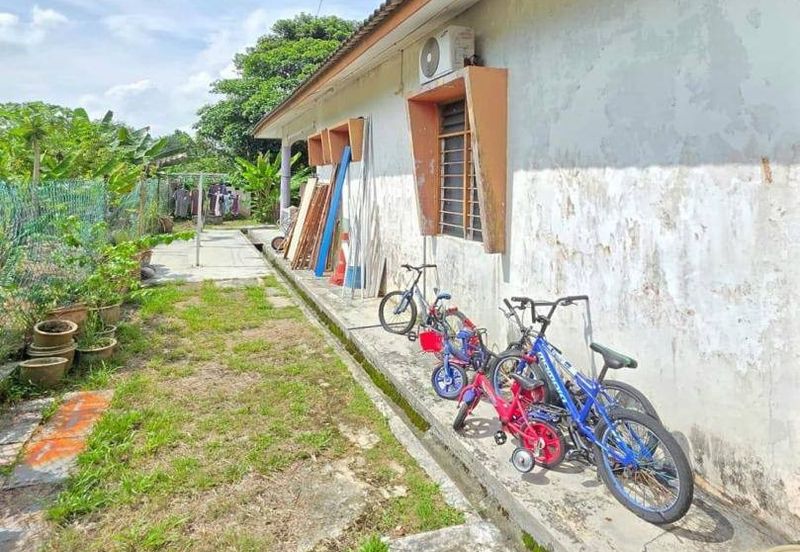 1 Storey Bungalow @ Kempas/ Bukit Kempas/ Jalan Banjaran