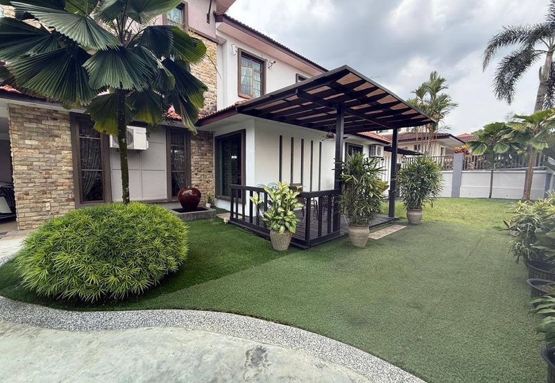 Semi-D @ Taman Bukit Tropika/ Ulu Tiram/ Corner/ Renovate