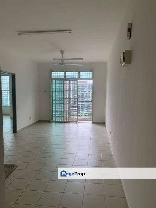 Apartment Lake View Suite @ Austin Perdana/ Tebrau/ 2 Parking , Johor, Johor Bahru
