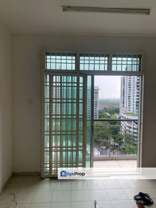 Apartment Lake View Suite @ Austin Perdana/ Tebrau/ 2 Parking , Johor, Johor Bahru
