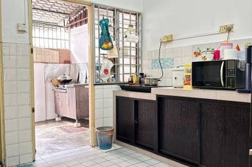 2 Storey @ Taman Sri Putri/ Skudai/ Impian Emas