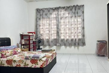 2 Storey @ Taman Sri Putri/ Skudai/ Impian Emas