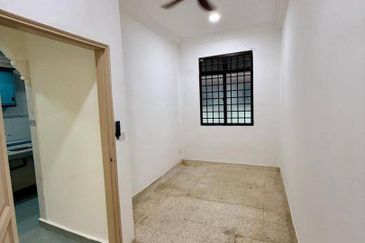 1 Storey @ Bandar Seri Alam/ Jln Suria/ Masai/ Renovate