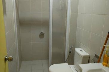 Meridin Bayvue Apartment