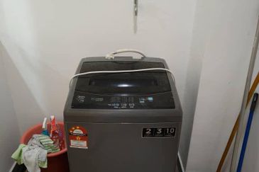 Meridin Bayvue Apartment