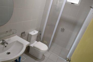 Meridin Bayvue Apartment