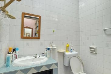 1 Storey @ Taman Senai Utama/ Senai/ Kulai/ Corner Lot