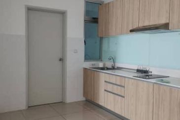 Meridin Bayvue Apartment