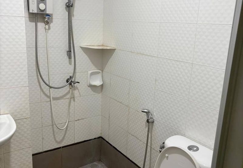 Seasons Luxury Apartments @ Amara Larkin