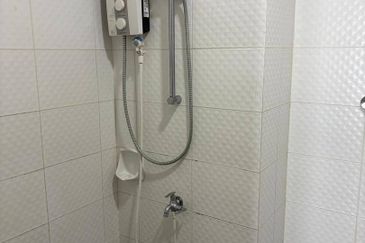 Seasons Luxury Apartments @ Amara Larkin