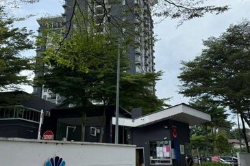 M'Tiara Apartment @ Larkin Idaman