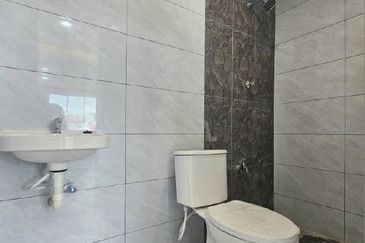 2 Storey @ Taman Sentosa/ Jalan Sutera/ JB Town/ Renovate