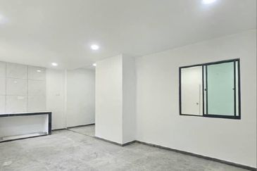 2 Storey @ Taman Sentosa/ Jalan Sutera/ JB Town/ Renovate