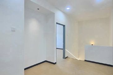 2 Storey @ Taman Sentosa/ Jalan Sutera/ JB Town/ Renovate