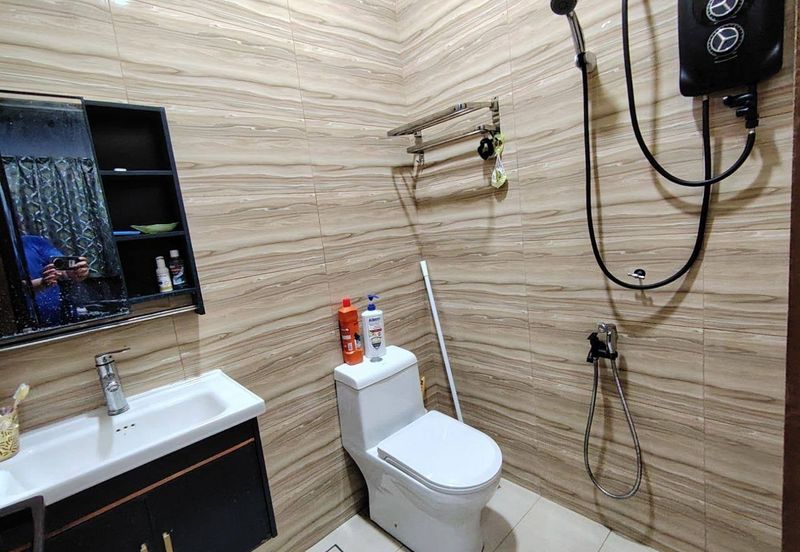 1 Storey @ Taman Kempas Indah/ Setia Tropika/ Renovate  