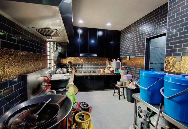 1 Storey @ Taman Kempas Indah/ Setia Tropika/ Renovate  