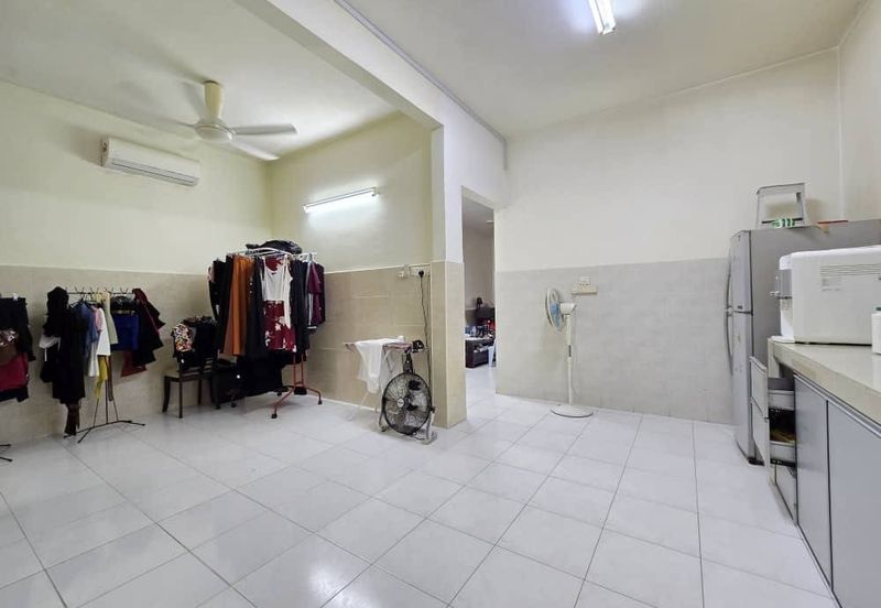 2 Storey @ Taman Bukit Indah, Jalan Indah 9, Unblock 