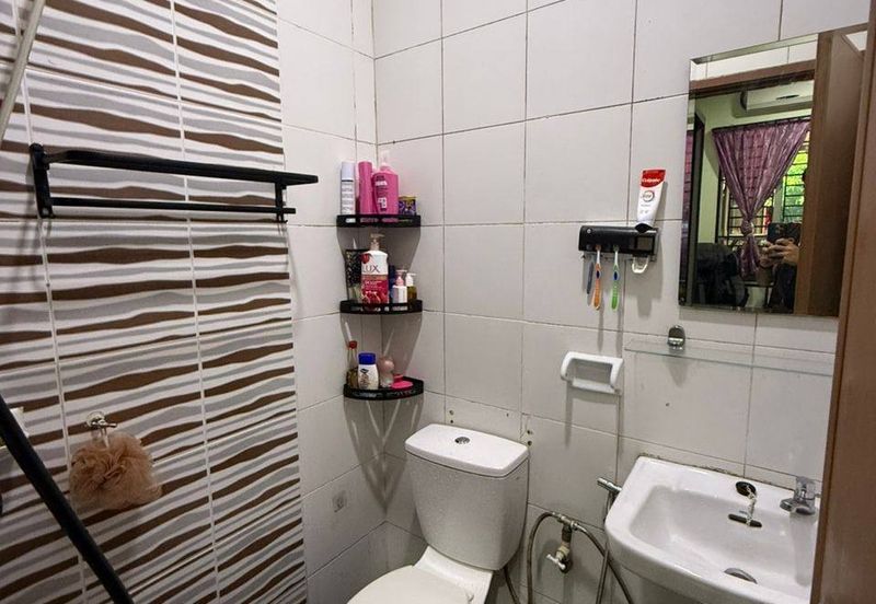 1 Storey @ Taman Kempas Indah/ Setia Tropika/ Endlot 