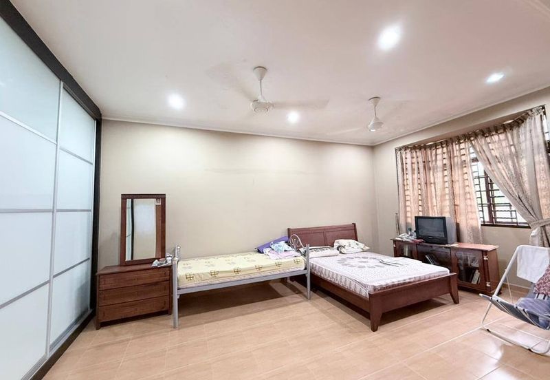 Semi-D @ Taman Rinting, Jalan Balau, Masai, 10ft Land