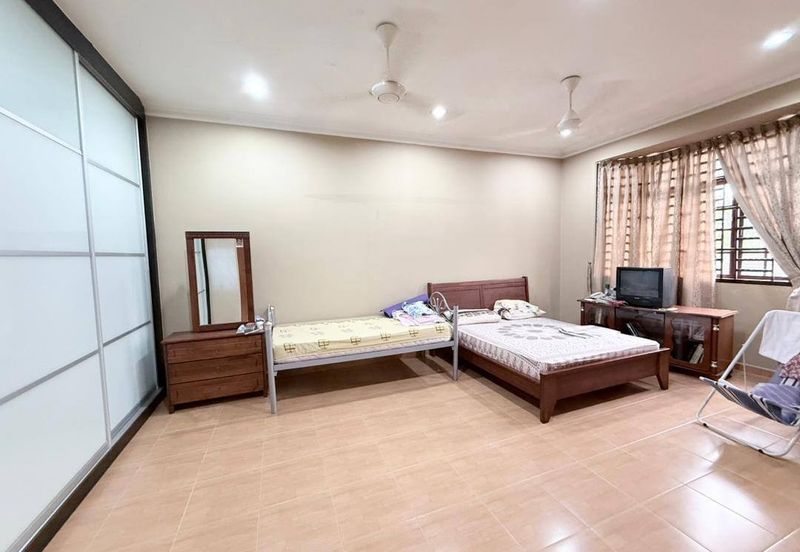 Semi-D @ Taman Rinting, Jalan Balau, Masai, 10ft Land