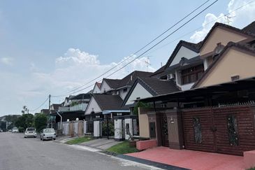 Semi-D @ Taman Rinting, Jalan Balau, Masai, 10ft Land