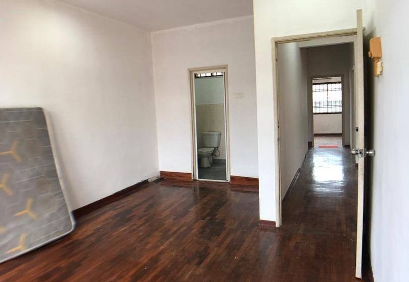 2 Storey @ Taman Nusa Perintis/ Gelang Patah/ 15 Min To Tuas