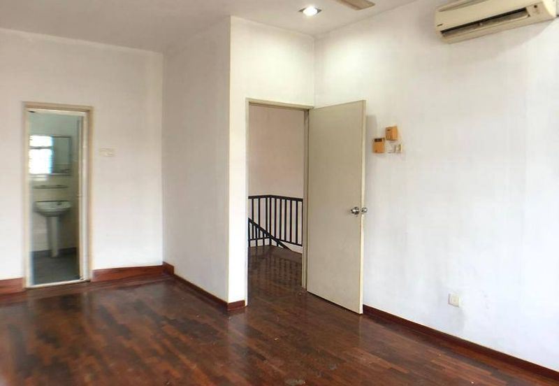 2 Storey @ Taman Nusa Perintis/ Gelang Patah/ 15 Min To Tuas