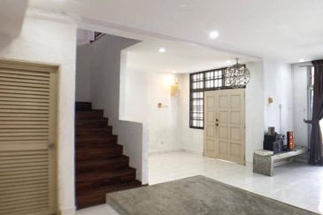 2 Storey @ Taman Nusa Perintis/ Gelang Patah/ 15 Min To Tuas