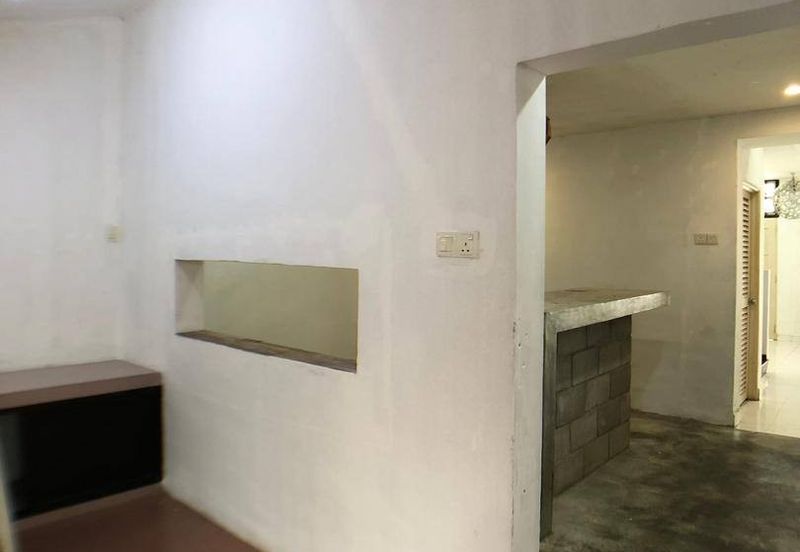 2 Storey @ Taman Nusa Perintis/ Gelang Patah/ 15 Min To Tuas