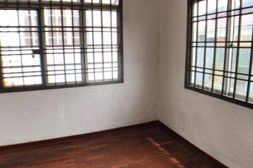 2 Storey @ Taman Nusa Perintis/ Gelang Patah/ 15 Min To Tuas